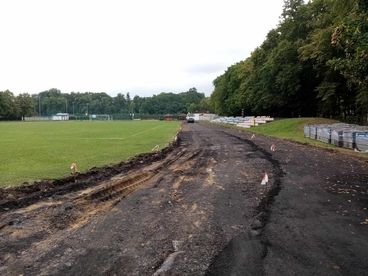 Remont i modernizacja bieżni na stadionie sportowym w Lututowie